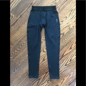 Boys Reebok playdry compression pants. Size 14/16.